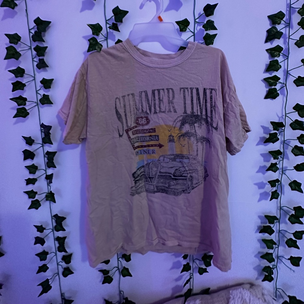 Pink peach t shirt, size medium